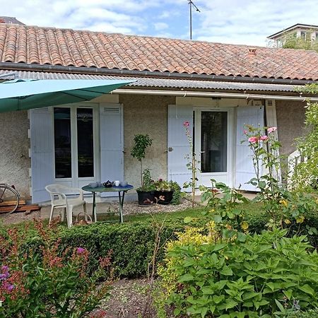 Un Paradis De Verdure En Plein Centre Ville Perigueux Exterior photo